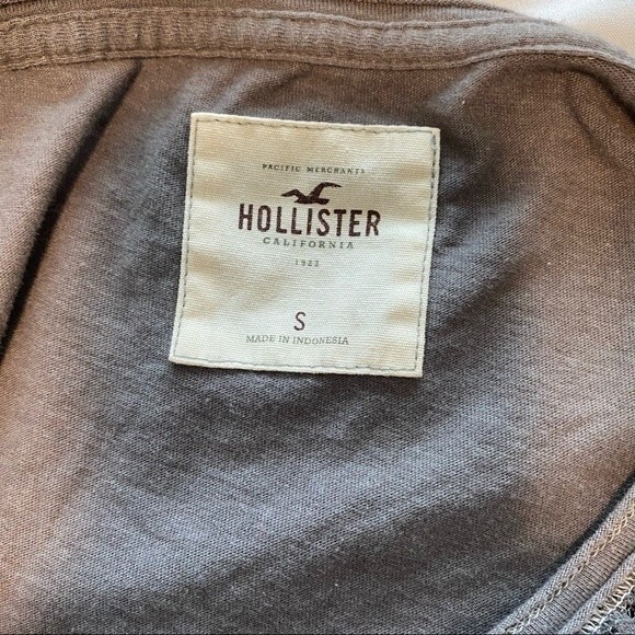 Hollister Lace Front Short Sleeve Silver Gray Woman's Top Sexy Size S - Picture 2 of 9